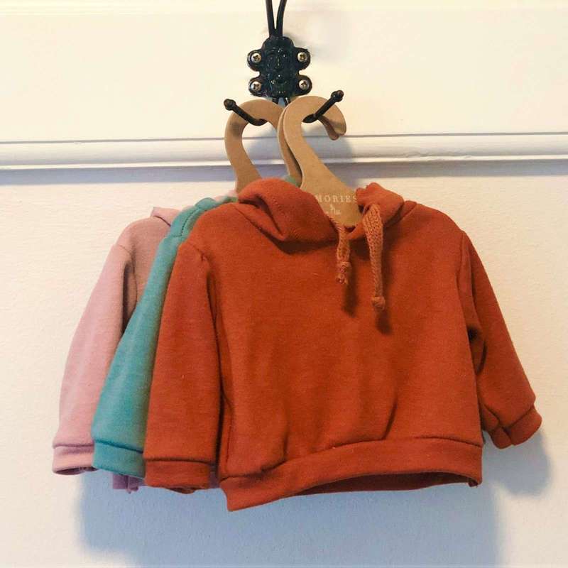 Memories by Así Dukketøj - 43-46 cm. - Hoodie - Rust