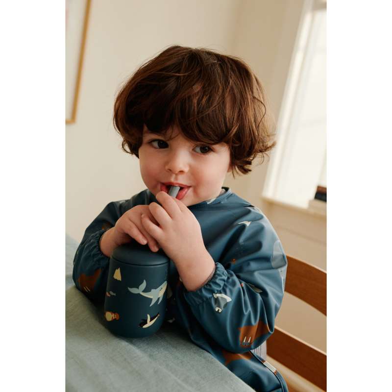 Liewood Ellis Tudekop m. Låg og Sugerør - 230ml - Arctic Sea/Ocean View