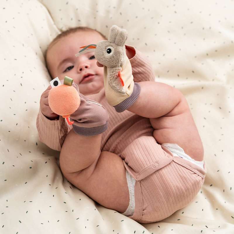 Done by Deer Fodrangle - Celebration - Sand