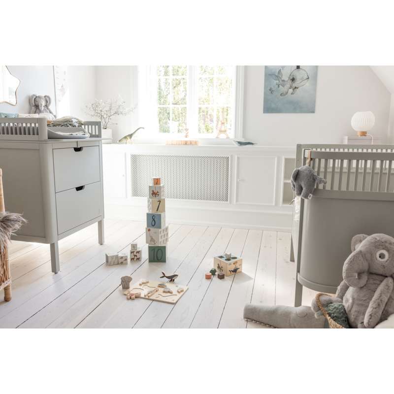 Sebra Sengen og Puslebordet m. Uroholder - Stone Grey - Bundle 1