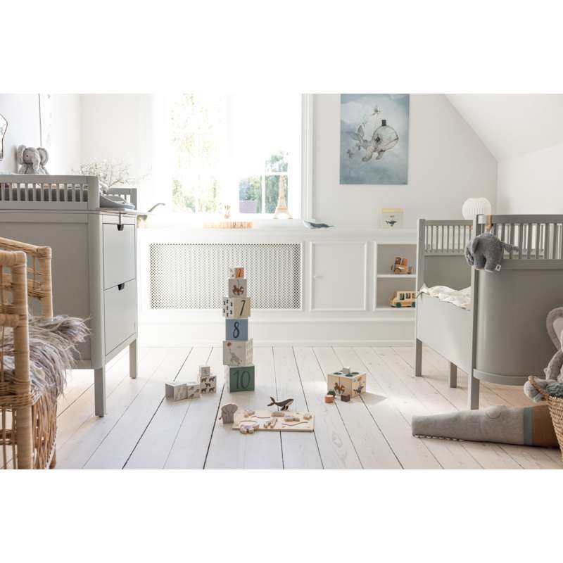 Sebra Sengen og Puslebordet m. Tilbehør - Stone Grey - Deluxe Bundle 1